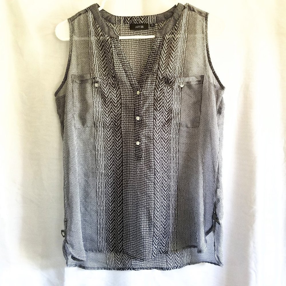 Apt. 9 Black & Gray Print Sleeveless Button Down